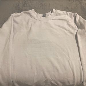 gildan plain white crewneck